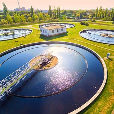 This equalisation basin is an important step in water treatment. Monitoring dissolved oxygen ensures that effluent water contains enough replenished dissolved oxygen.